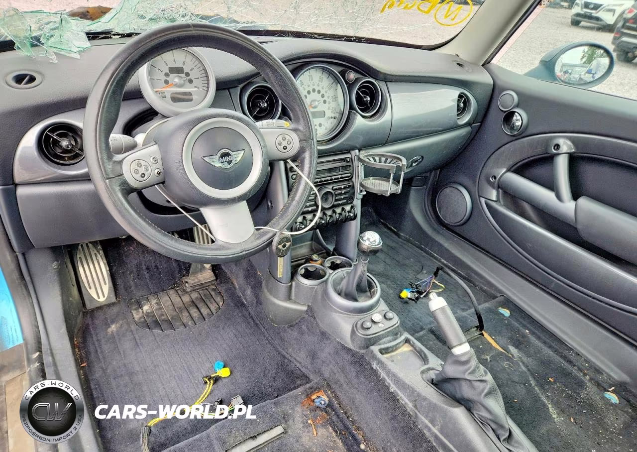 2005 Mini Cooper S VIN:WMWRE33495TD98713 - 8