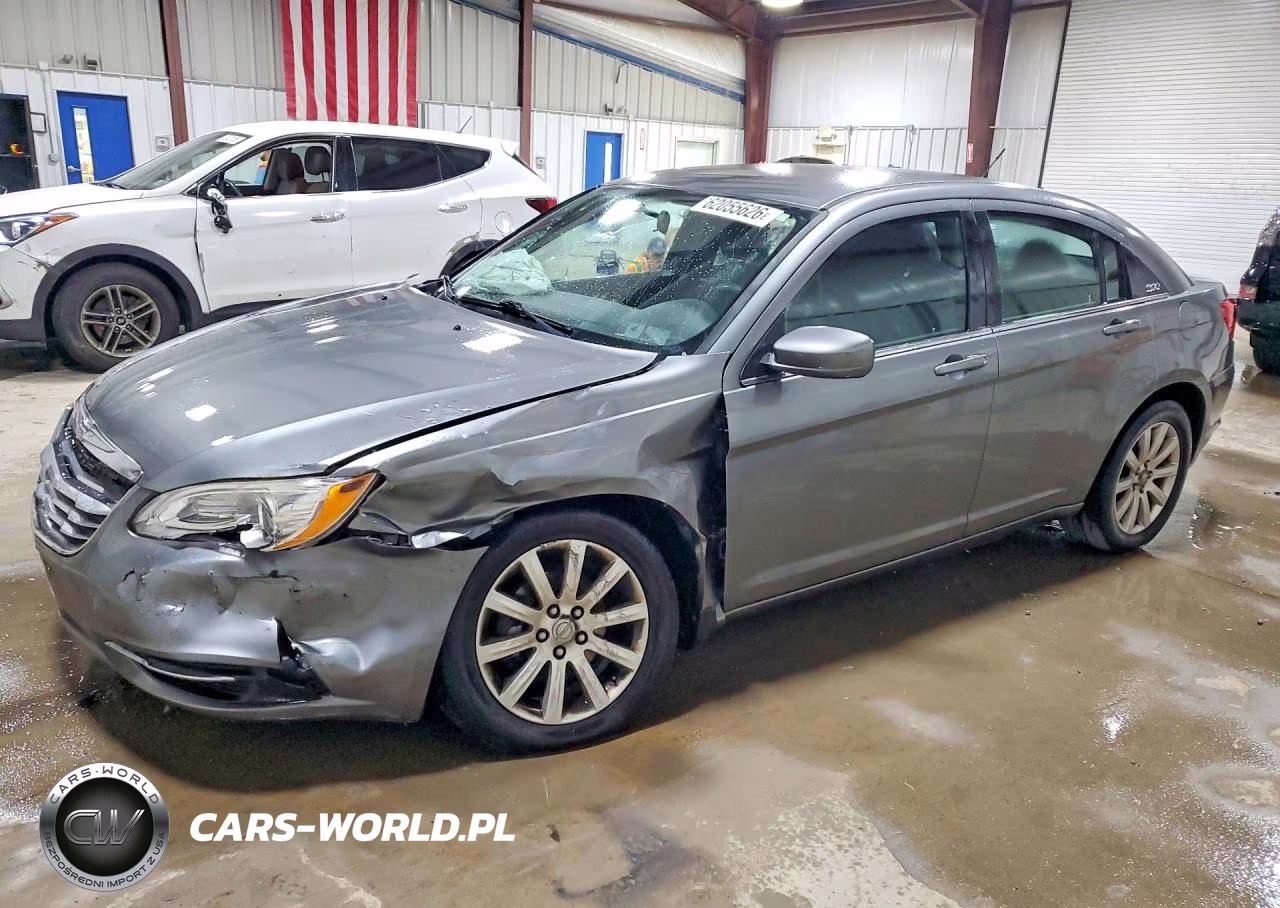 2011 Chrysler 200 Touring