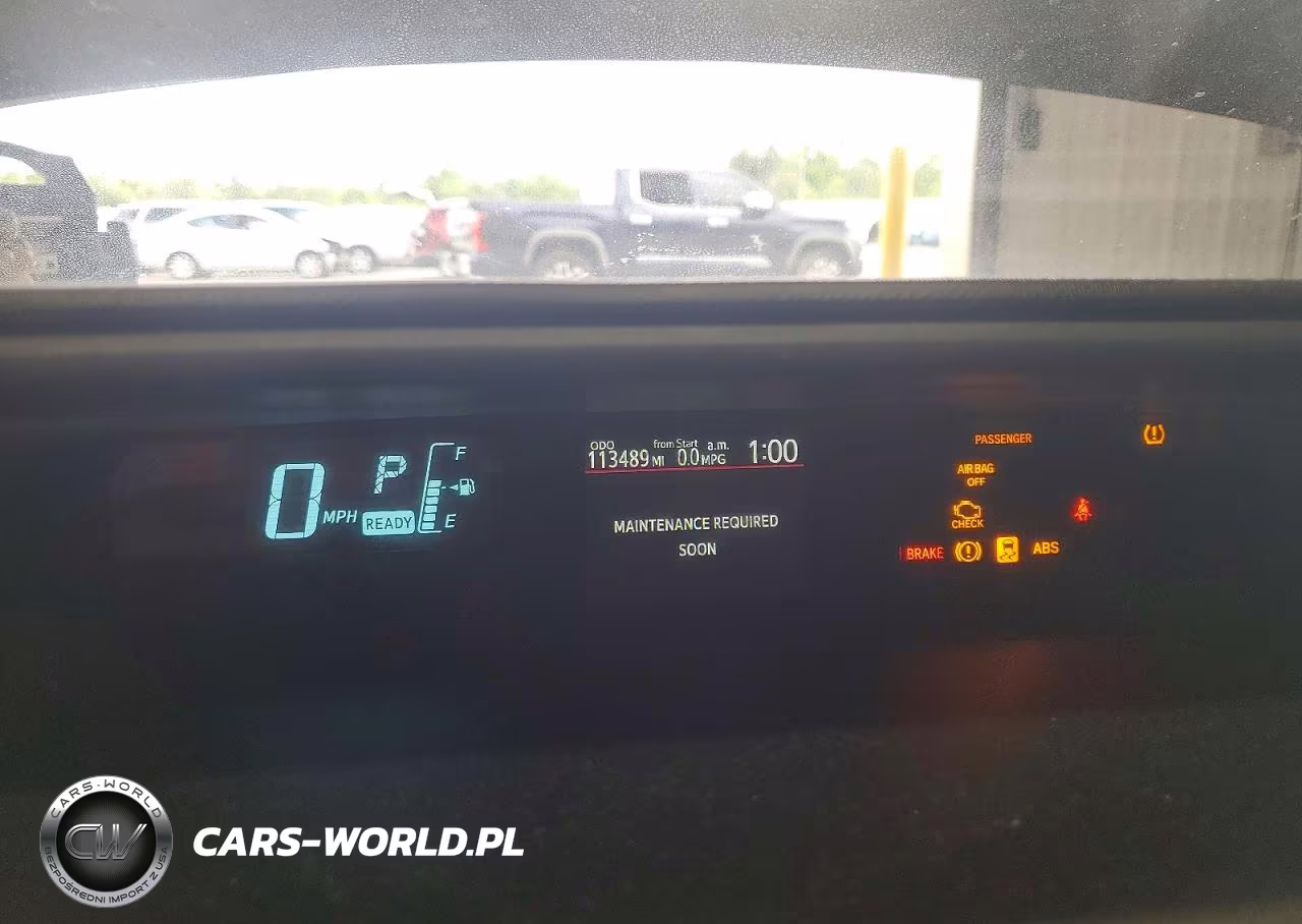 2014 Toyota Prius C Two VIN:JTDKDTB30E1575383 - 9