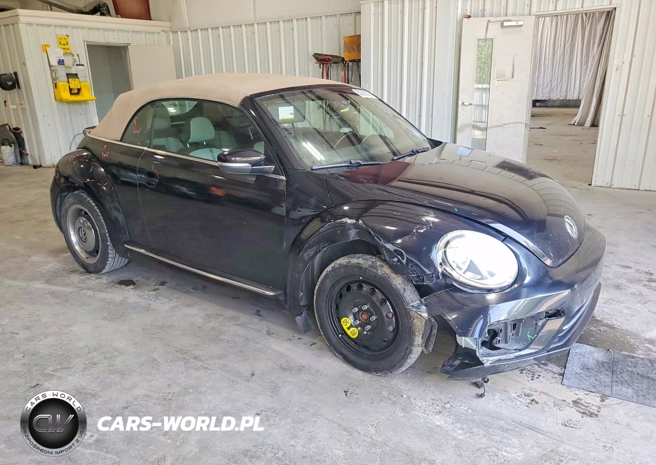 2018 Volkswagen Beetle S VIN:3VW5DAAT2JM505025 - 4