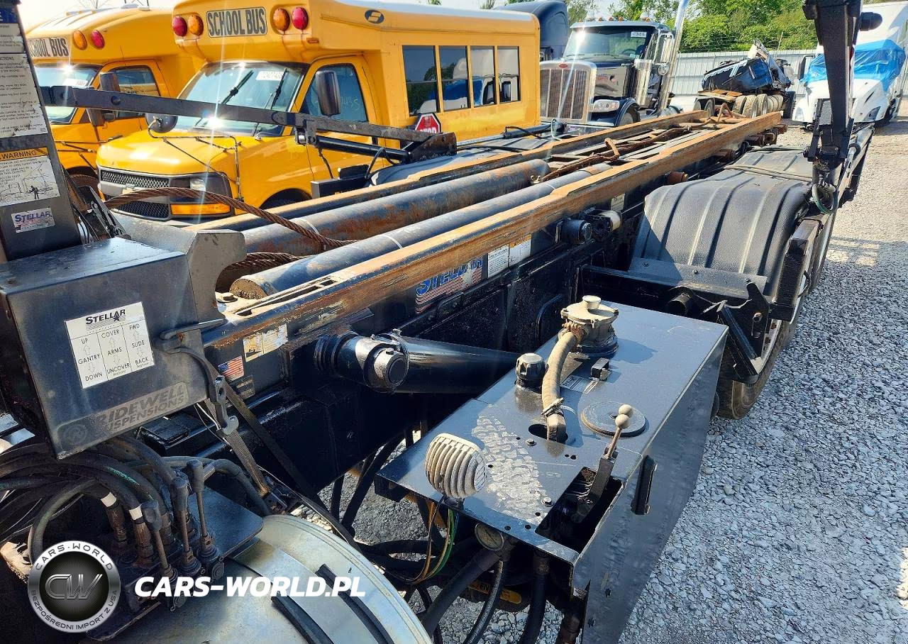 2013 Caterpillar Ct660S Rollback Tow Truck VIN:1HTJGTKTXDJ415015 - 10
