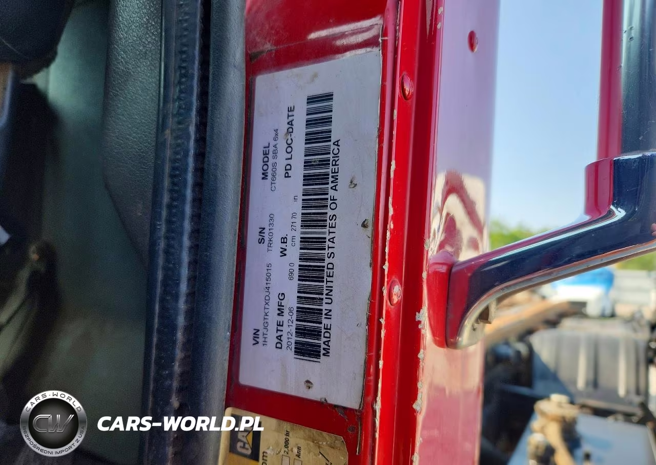 2013 Caterpillar Ct660S Rollback Tow Truck VIN:1HTJGTKTXDJ415015 - 12