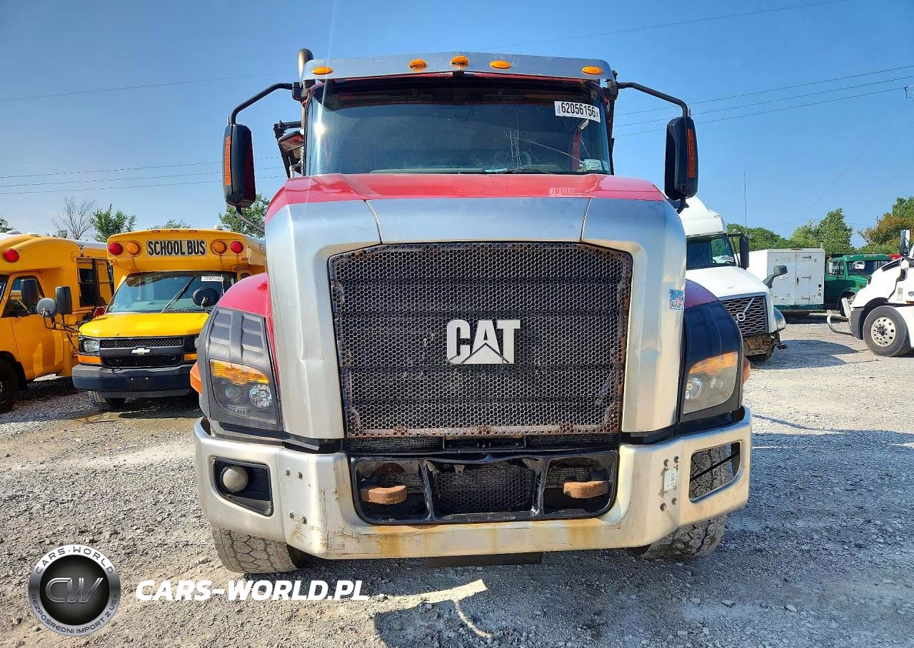 2013 Caterpillar Ct660S Rollback Tow Truck VIN:1HTJGTKTXDJ415015 - 5