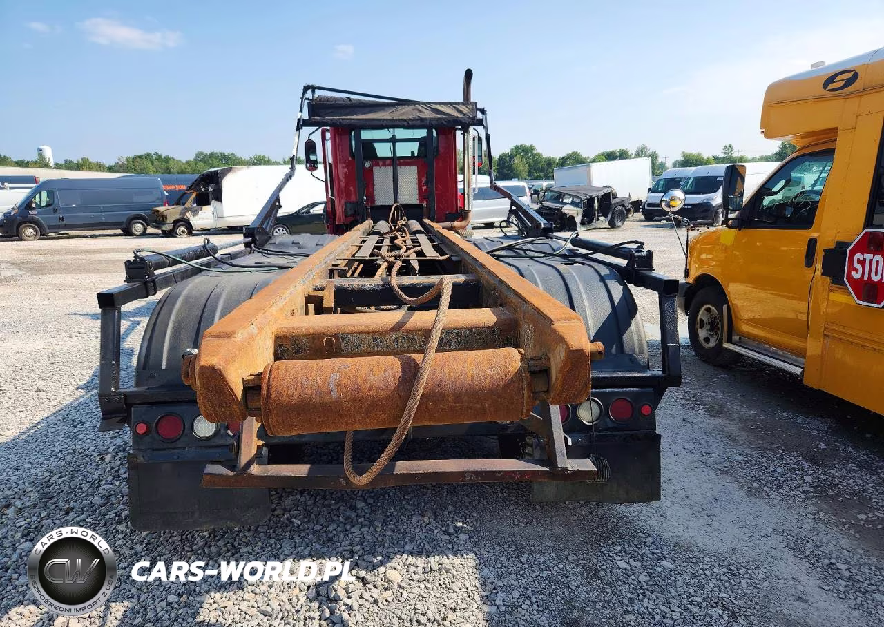 2013 Caterpillar Ct660S Rollback Tow Truck VIN:1HTJGTKTXDJ415015 - 6