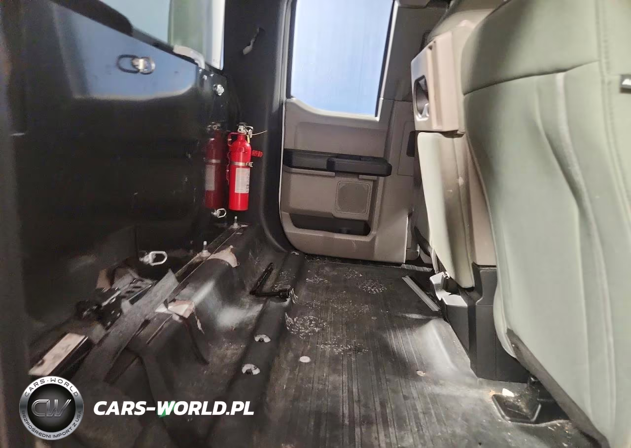 2018 Ford F150 Super Cab VIN:1FTEX1CB9JKF06453 - 10