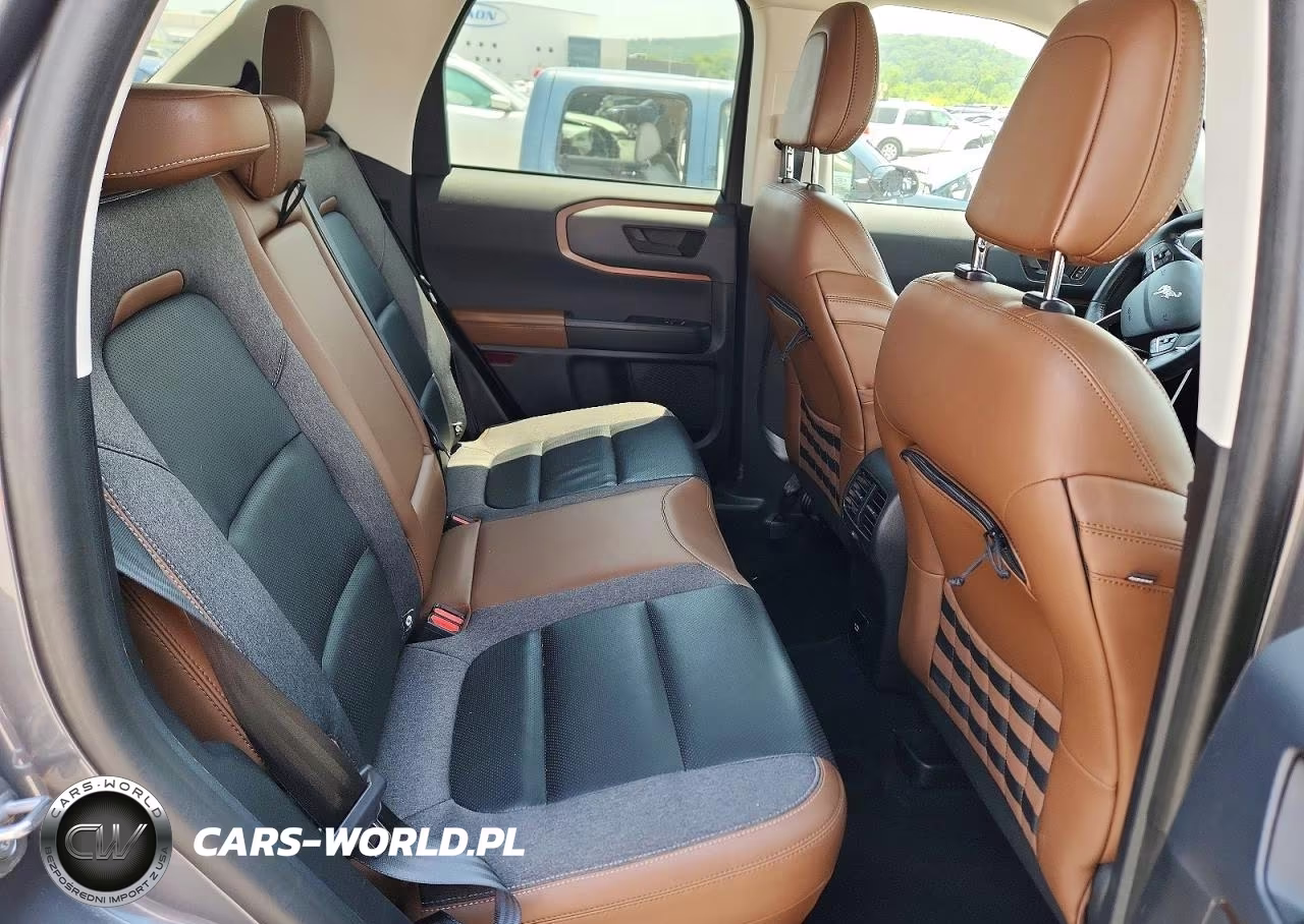 2021 Ford Bronco Sport Outer Banks VIN:3FMCR9C61MRA39253 - 10