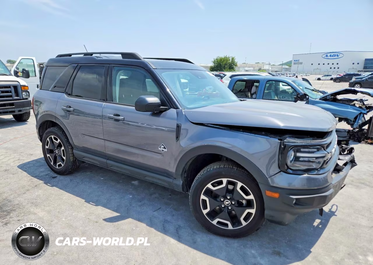 2021 Ford Bronco Sport Outer Banks VIN:3FMCR9C61MRA39253 - 4