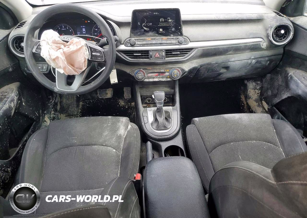 2019 Kia Forte Lxs VIN:3KPF24AD5KE077793 - 8