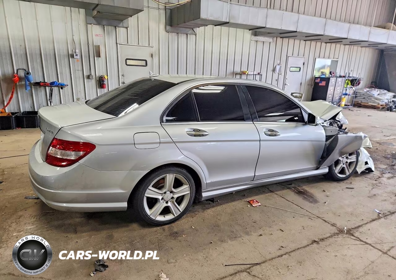 2010 Mercedes-Benz C 300 4Matic VIN:WDDGF8BB6AF474629 - 3