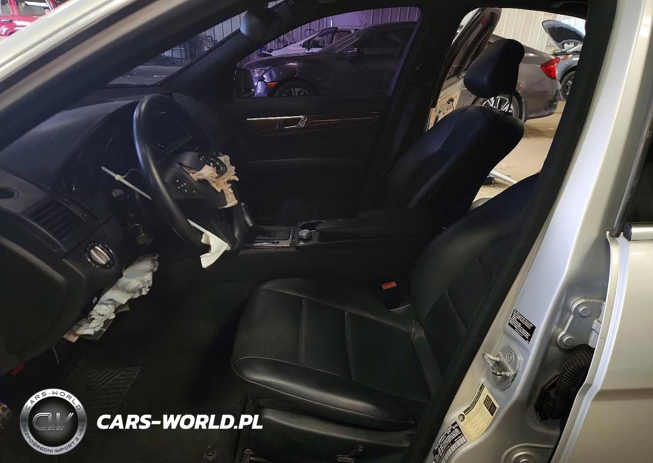 2010 Mercedes-Benz C 300 4Matic VIN:WDDGF8BB6AF474629 - 7