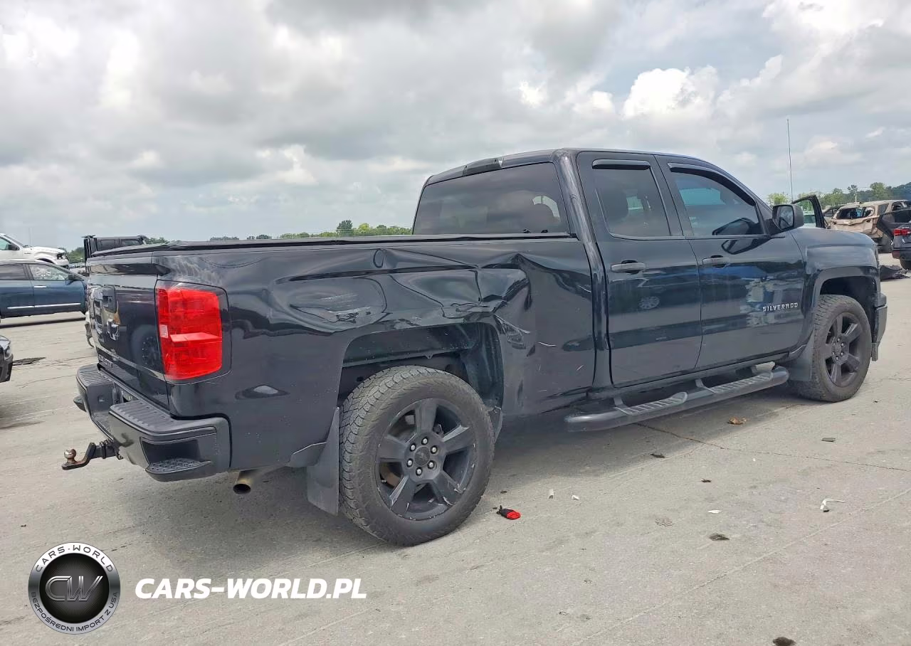 2015 Chevrolet Silverado C1500 VIN:1GCRCPEH0FZ344146 - 3