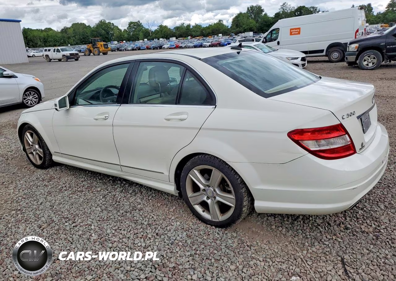 2011 Mercedes-Benz C 300 4Matic VIN:WDDGF8BB6BR153156 - 2