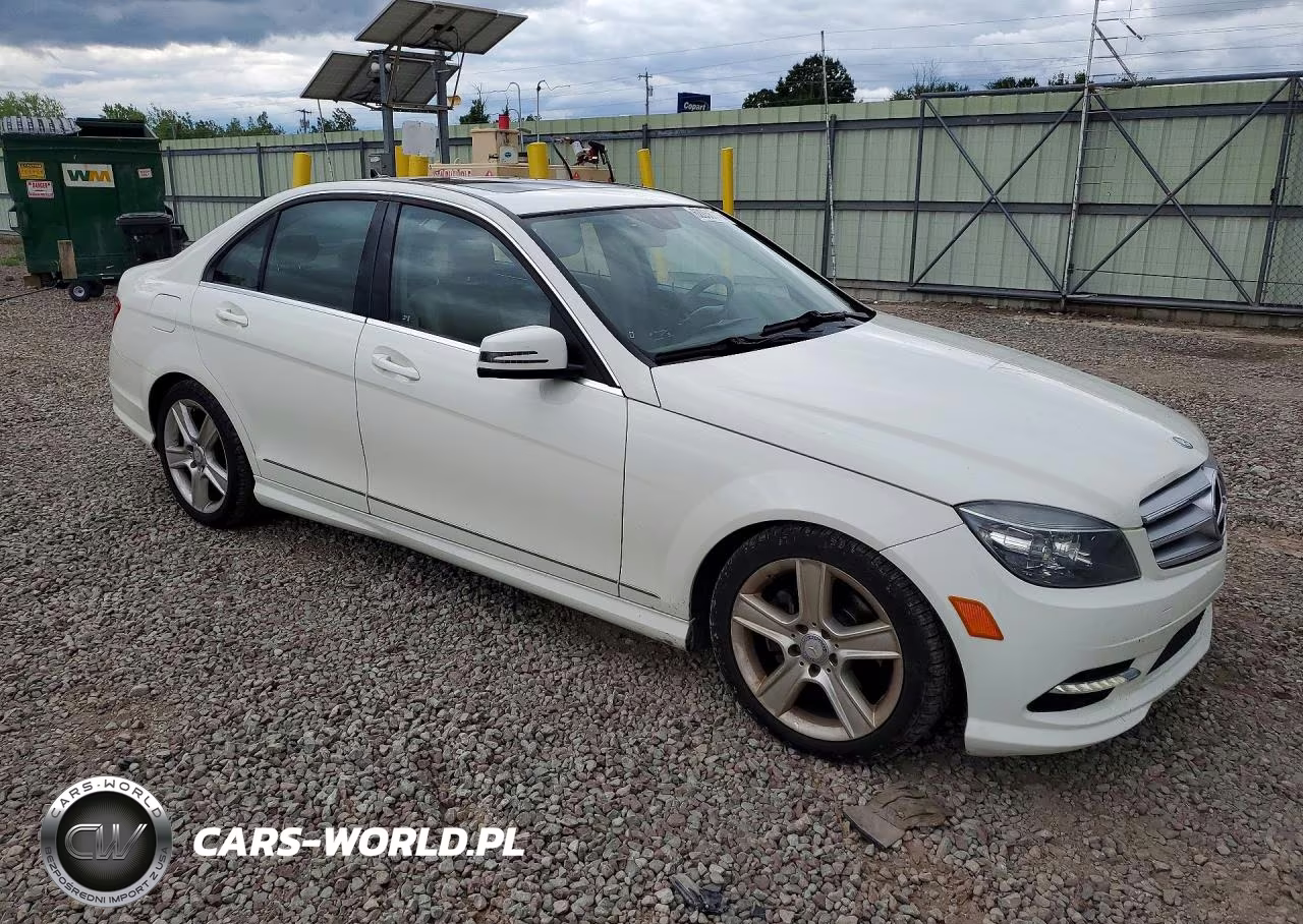 2011 Mercedes-Benz C 300 4Matic VIN:WDDGF8BB6BR153156 - 4