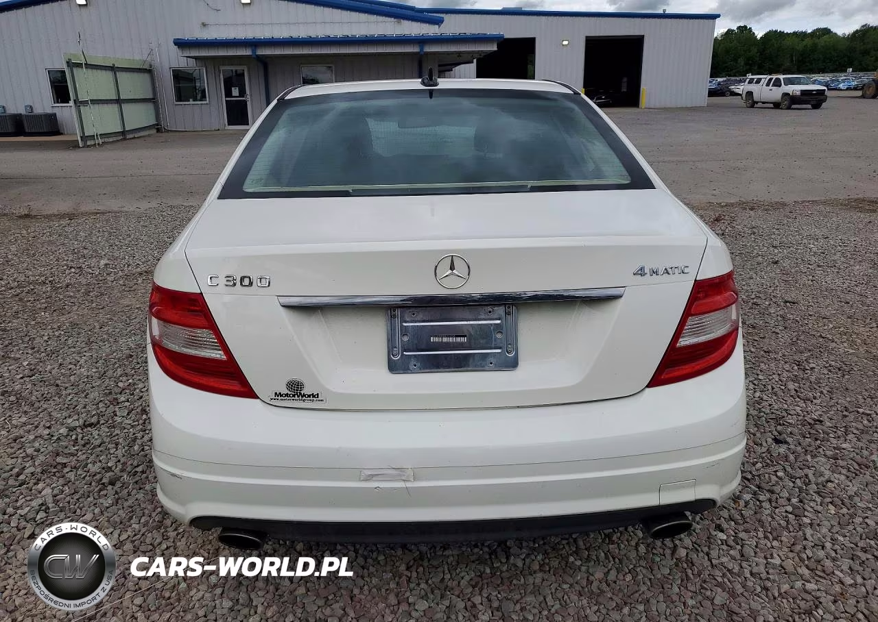 2011 Mercedes-Benz C 300 4Matic VIN:WDDGF8BB6BR153156 - 6