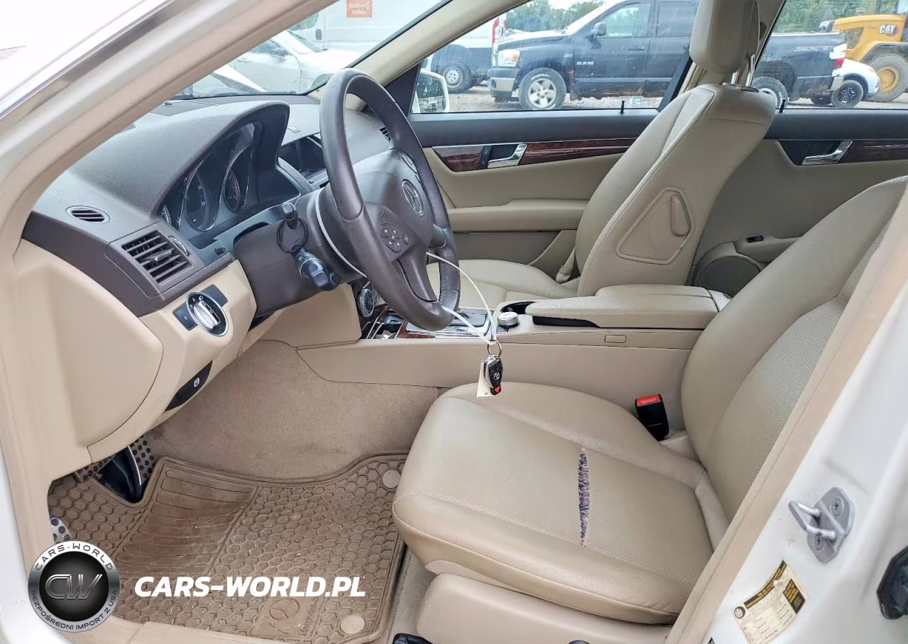 2011 Mercedes-Benz C 300 4Matic VIN:WDDGF8BB6BR153156 - 7