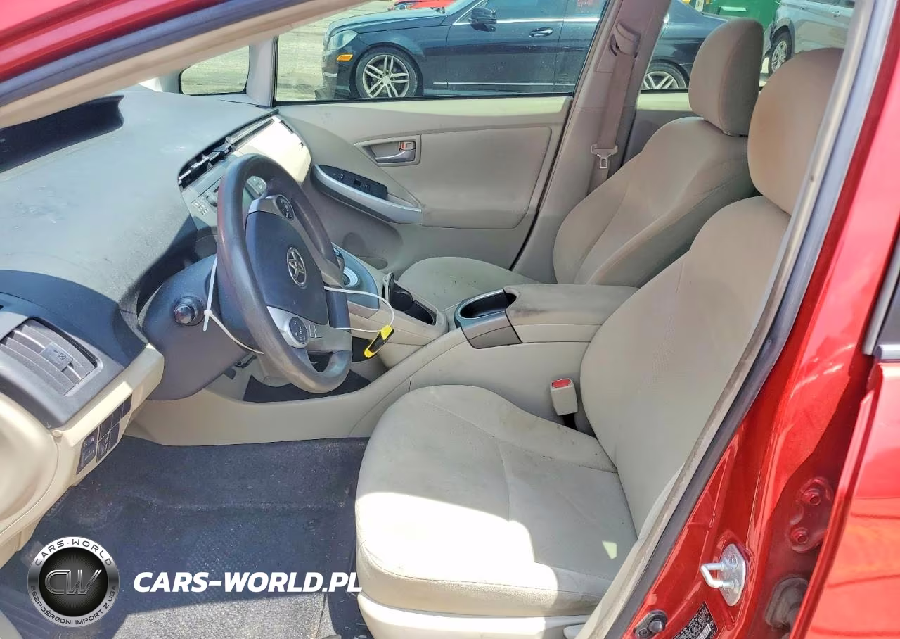 2015 Toyota Prius Two VIN:JTDKN3DU3F0402094 - 7