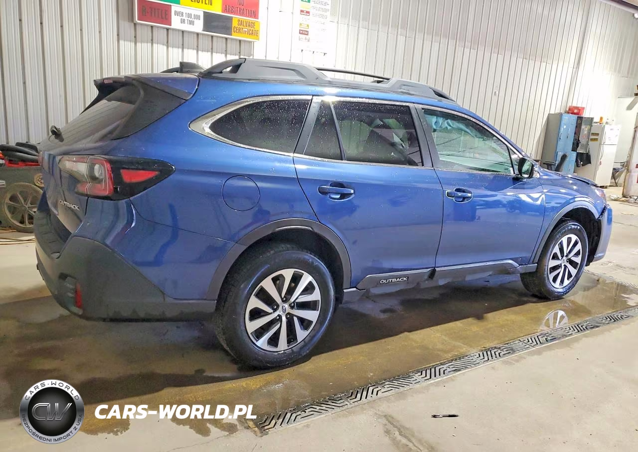 2020 Subaru Outback Premium VIN:4S4BTAEC2L3132507 - 3