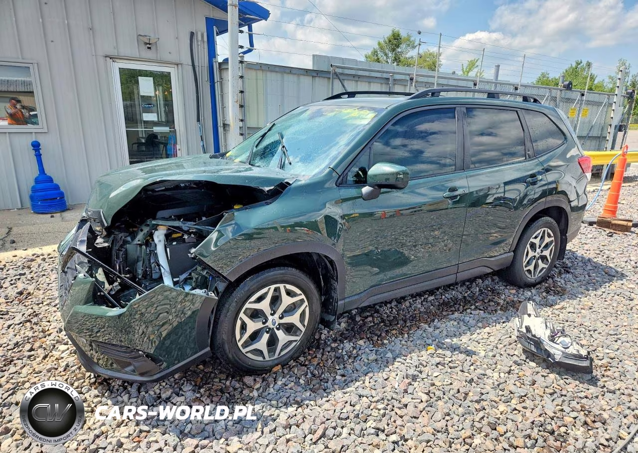 2023 Subaru Forester Premium – zdjęcie 1 z 14