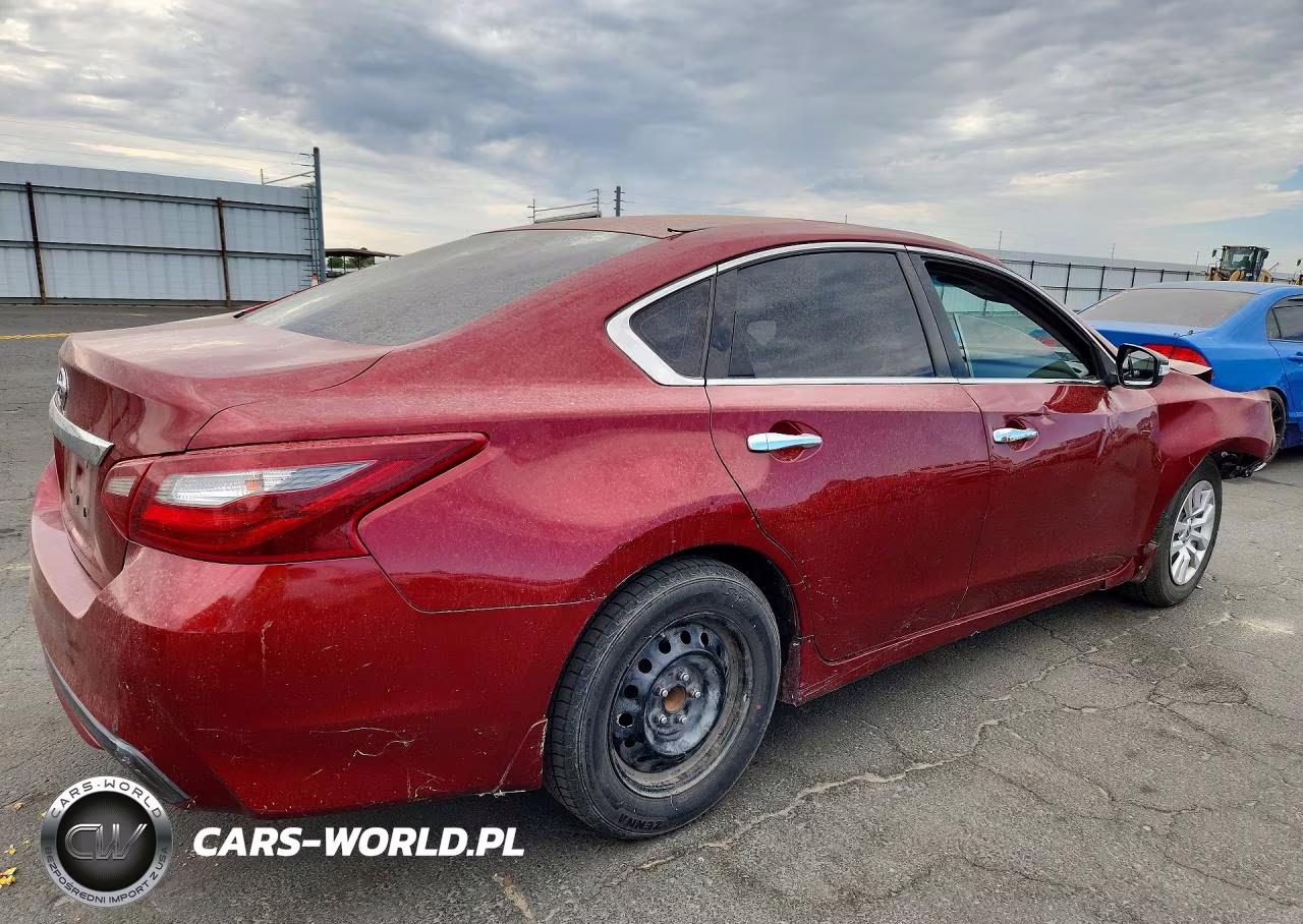 2018 Nissan Altima 2.5 S VIN:1N4AL3AP3JC202426 - 3