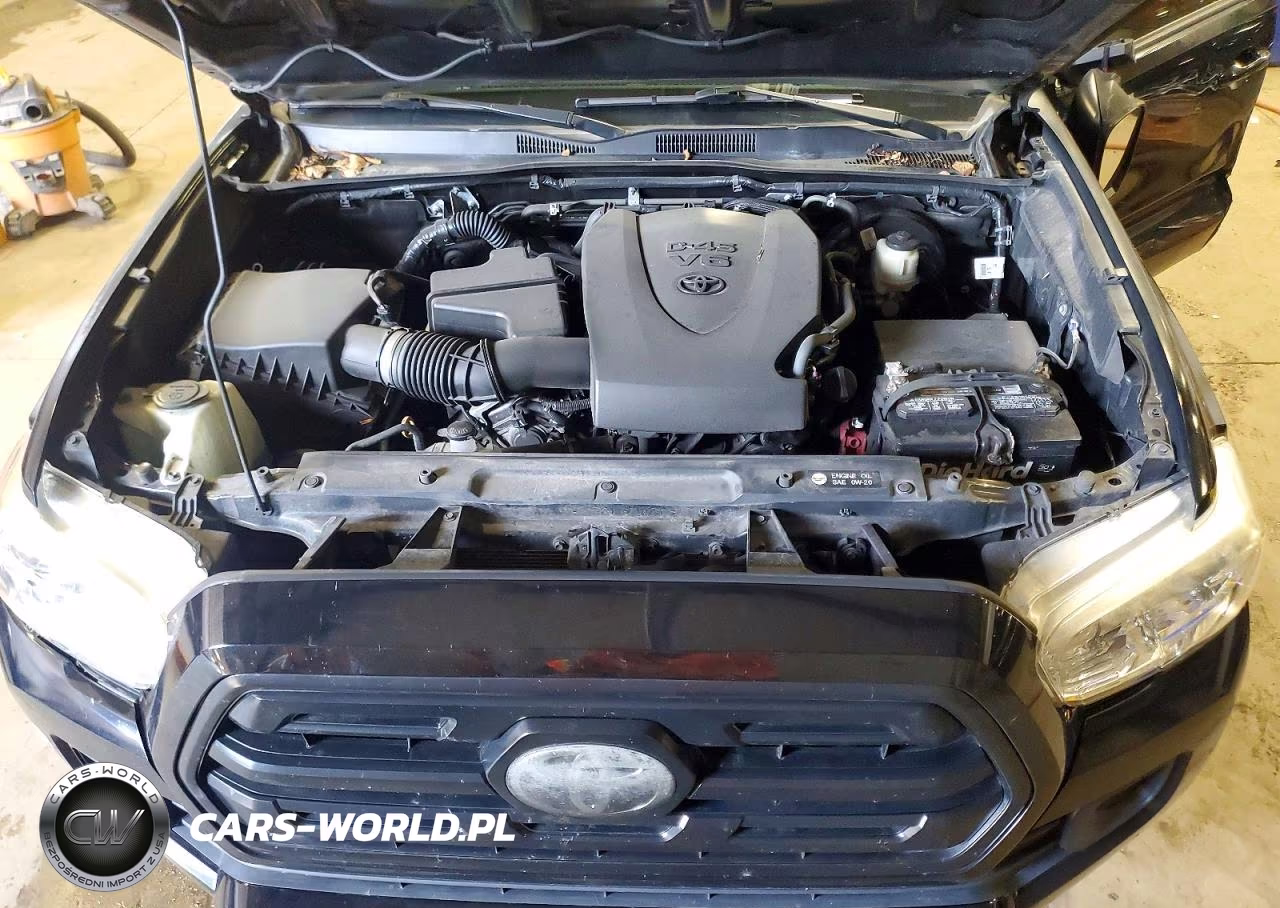 2018 Toyota Tacoma Sr V6 VIN:3TMCZ5AN9JM130948 - 11