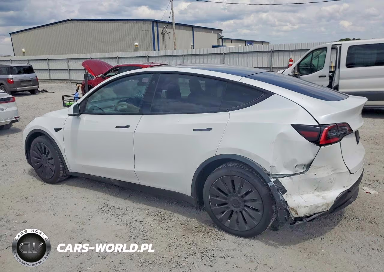 2021 Tesla Model Y VIN:5YJYGDEE2MF070097 - 2
