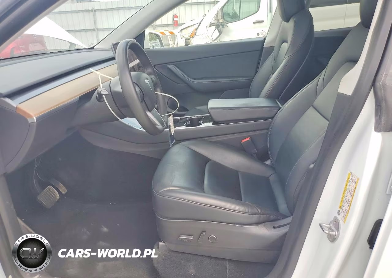 2021 Tesla Model Y VIN:5YJYGDEE2MF070097 - 7