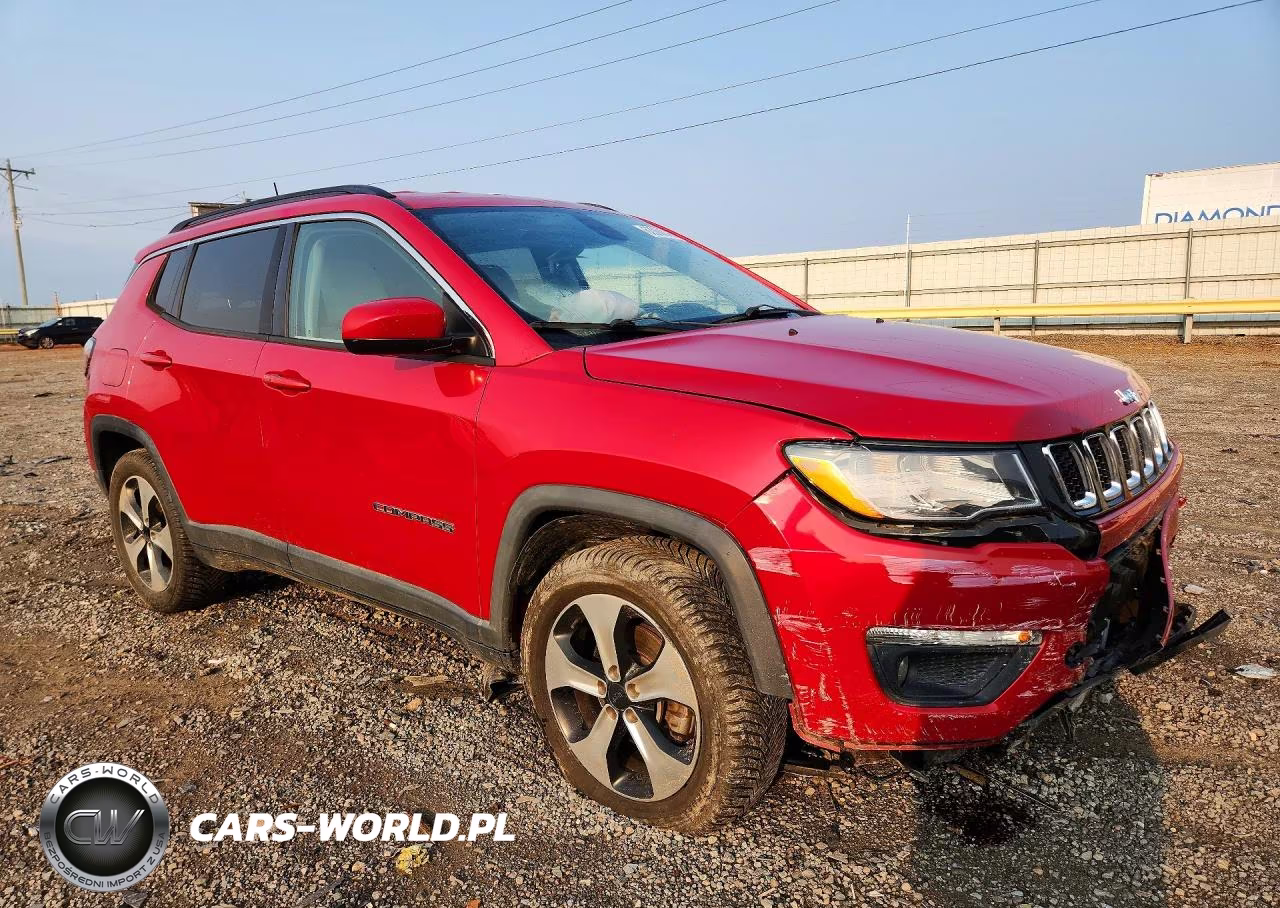 2017 Jeep Compass Latitude VIN:3C4NJDBB2HT656143 - 4