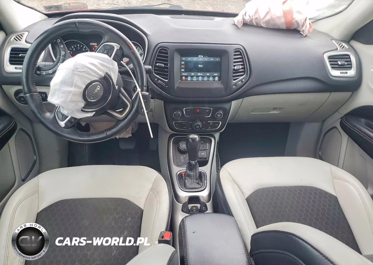 2017 Jeep Compass Latitude VIN:3C4NJDBB2HT656143 - 8
