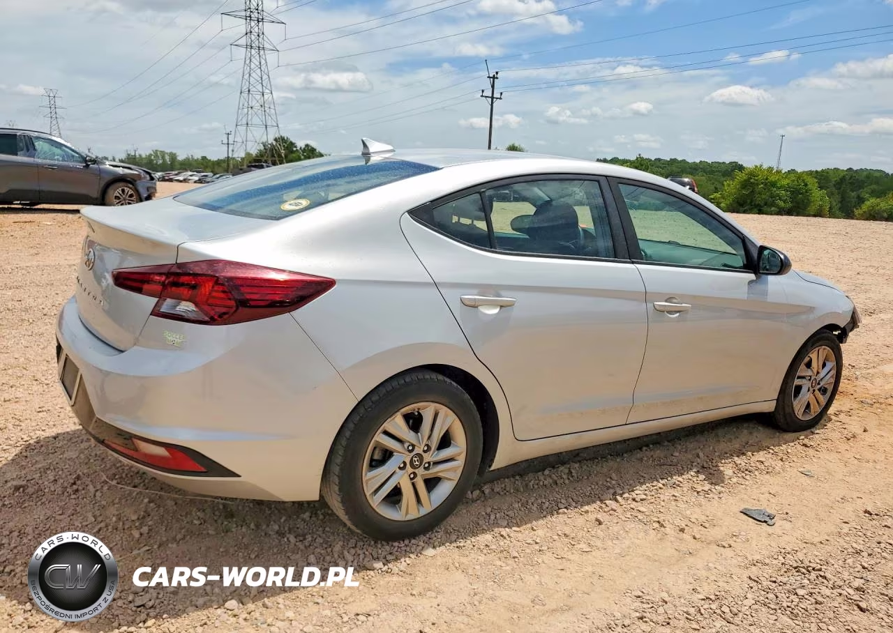 2020 Hyundai Elantra Sel VIN:5NPD84LF1LH523892 - 3