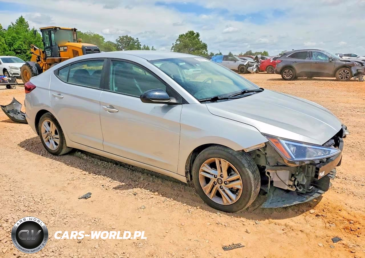 2020 Hyundai Elantra Sel VIN:5NPD84LF1LH523892 - 4