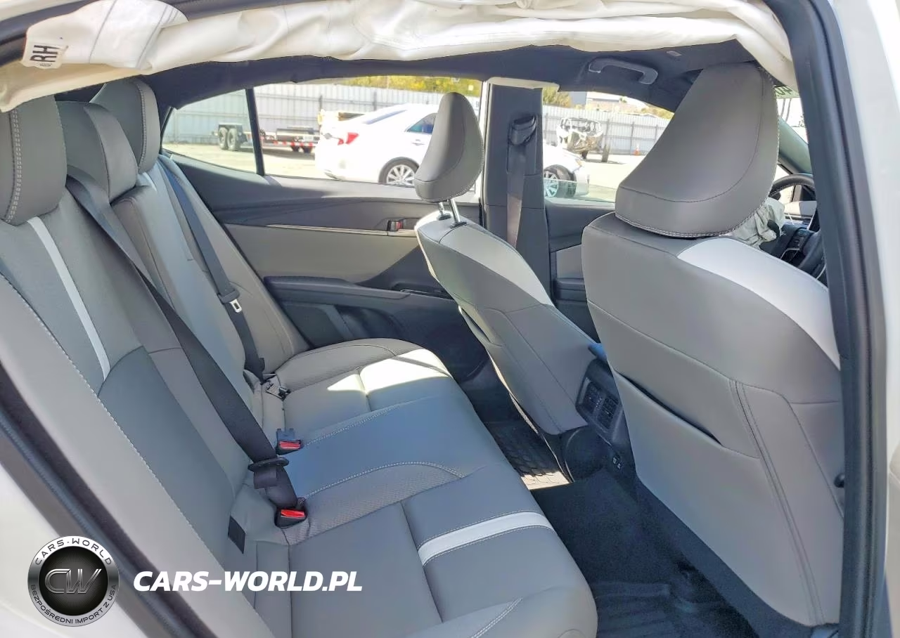 2026 Toyota Camry Se VIN:4T1DBADK9TU057738 - 10