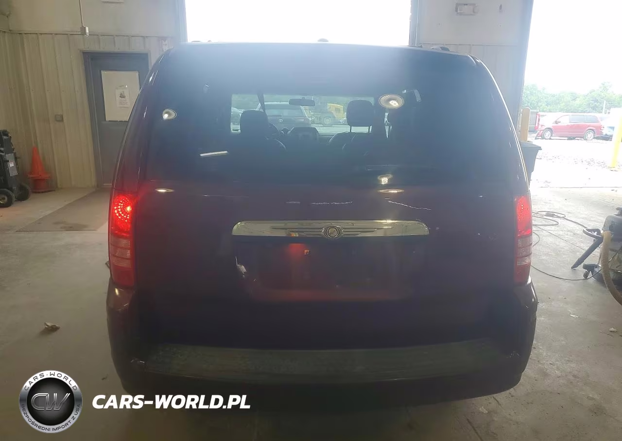 2008 Chrysler Town & Country Touring VIN:2A8HR54P48R738438 - 6