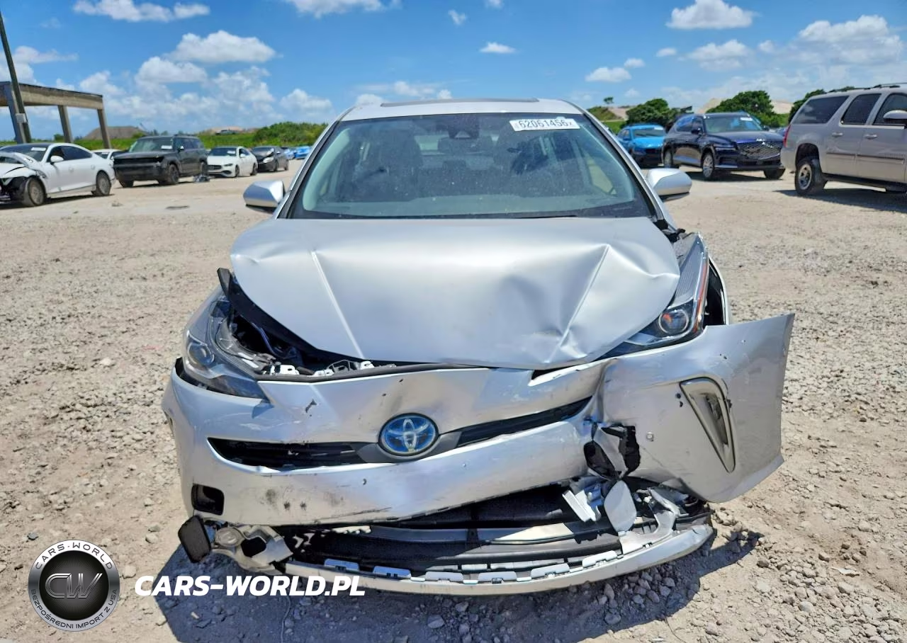 2022 Toyota Prius Xle VIN:JTDKAMFU9N3167082 - 5