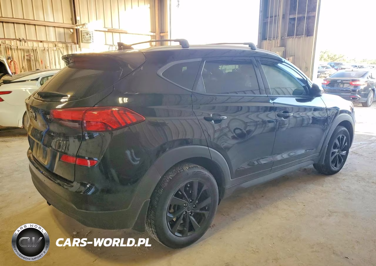 2021 Hyundai Tucson Value VIN:KM8J33A42MU319182 - 3