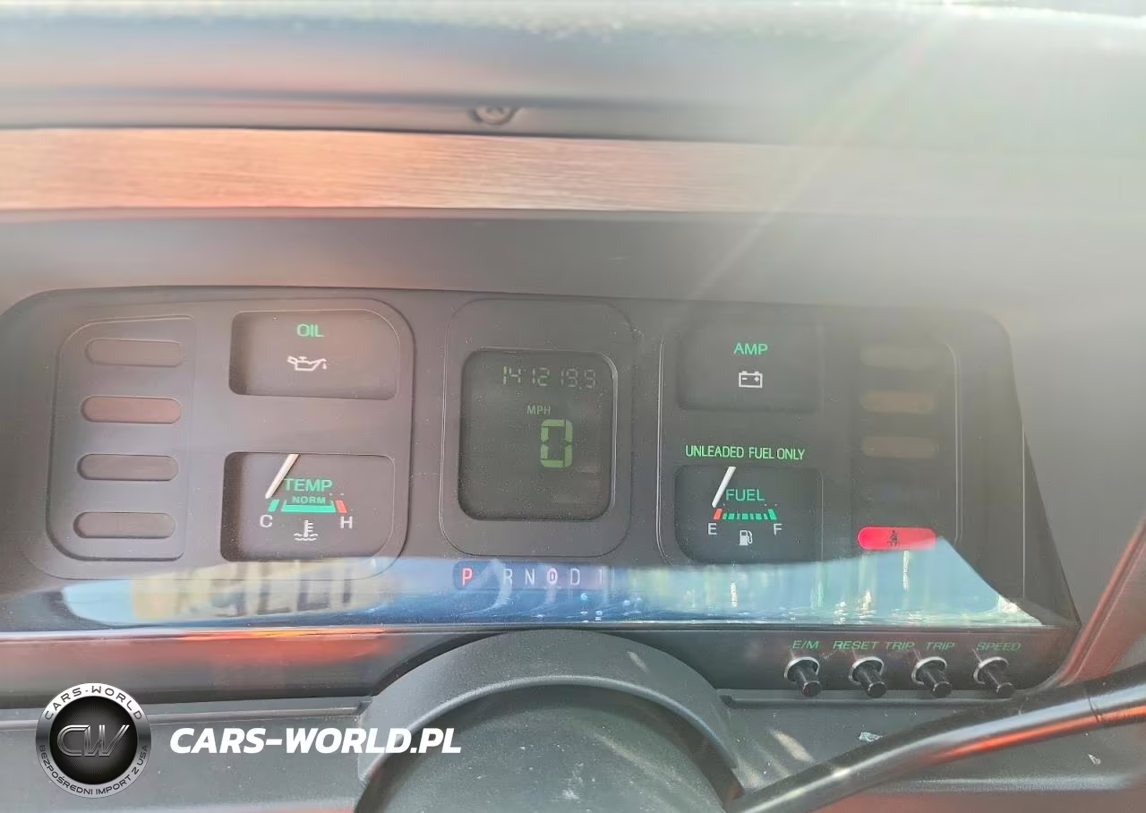 1988 Ford Thunderbird VIN:1FABP6042JH203443 - 9