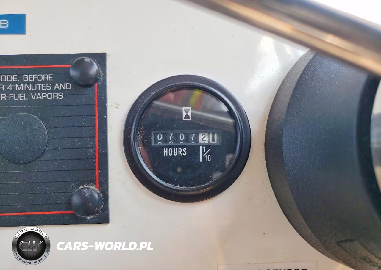 1991 Bayliner 2159 Trophy - Boat VIN:BL3A71FDJ091 - 8