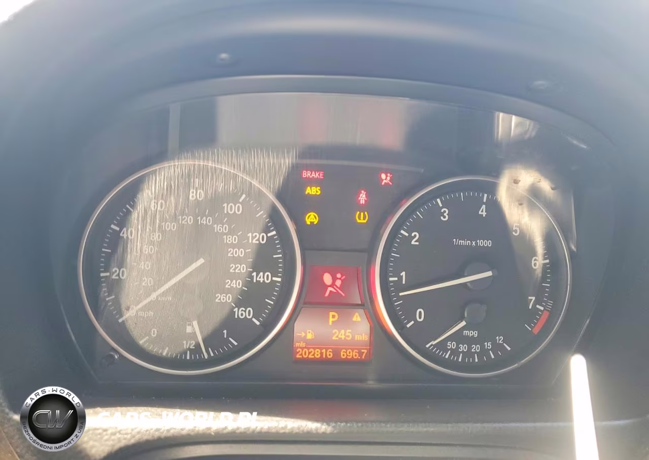 2006 BMW 325 Xi VIN:WBAVD13576KV03042 - 9
