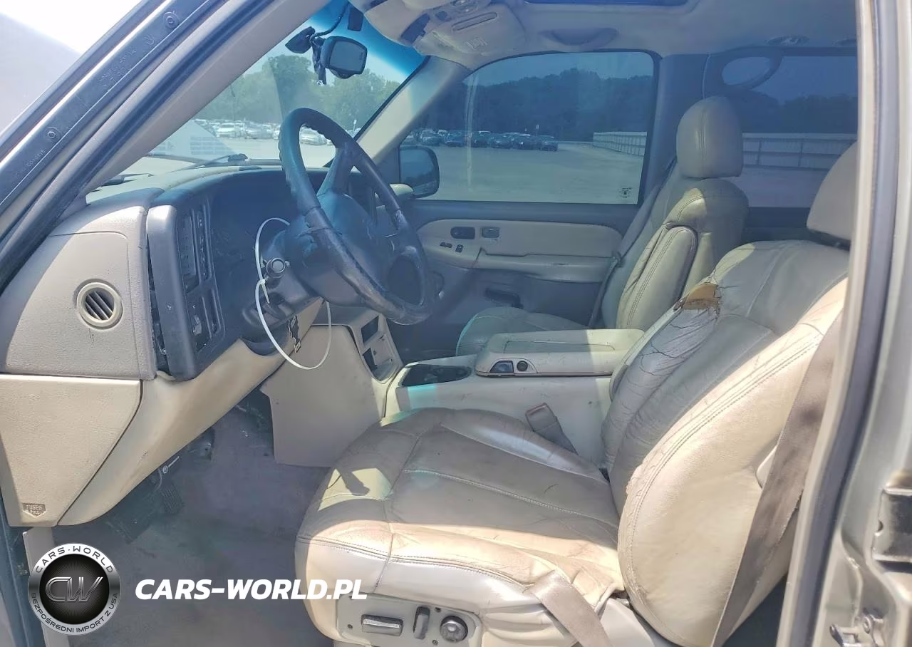 2000 Chevrolet Suburban K1500 VIN:3GNFK16T6YG114949 - 7