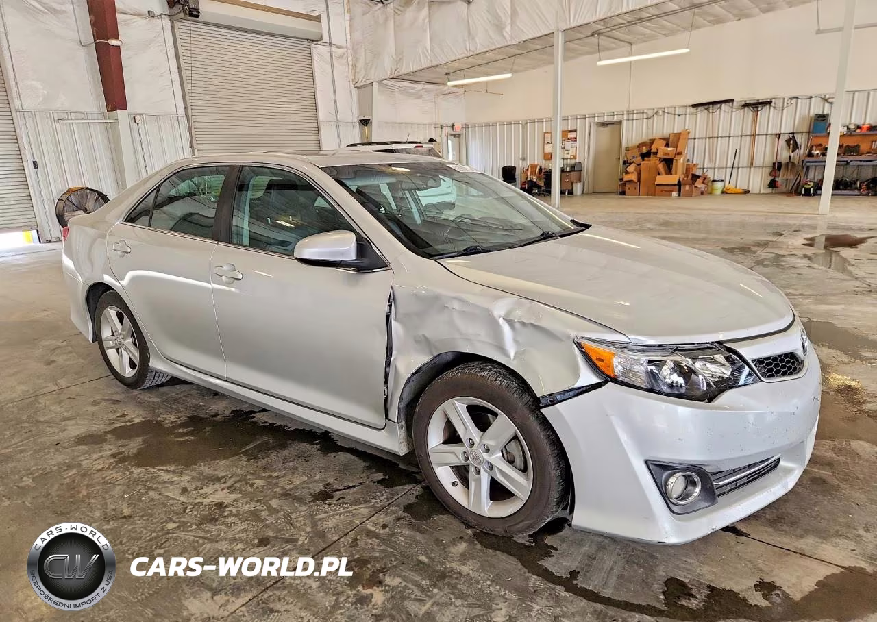 2014 Toyota Camry Se VIN:4T1BF1FK7EU375630 - 4