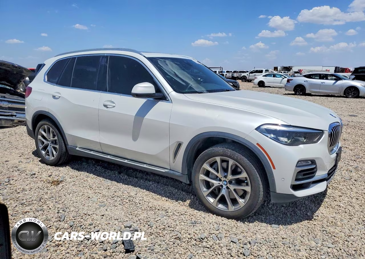 2019 BMW X5 xDrive50I VIN:5UXJU2C55KLN67655 - 4