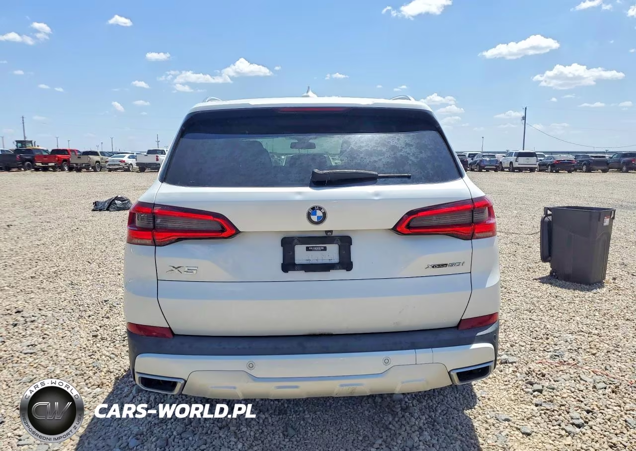 2019 BMW X5 xDrive50I VIN:5UXJU2C55KLN67655 - 6