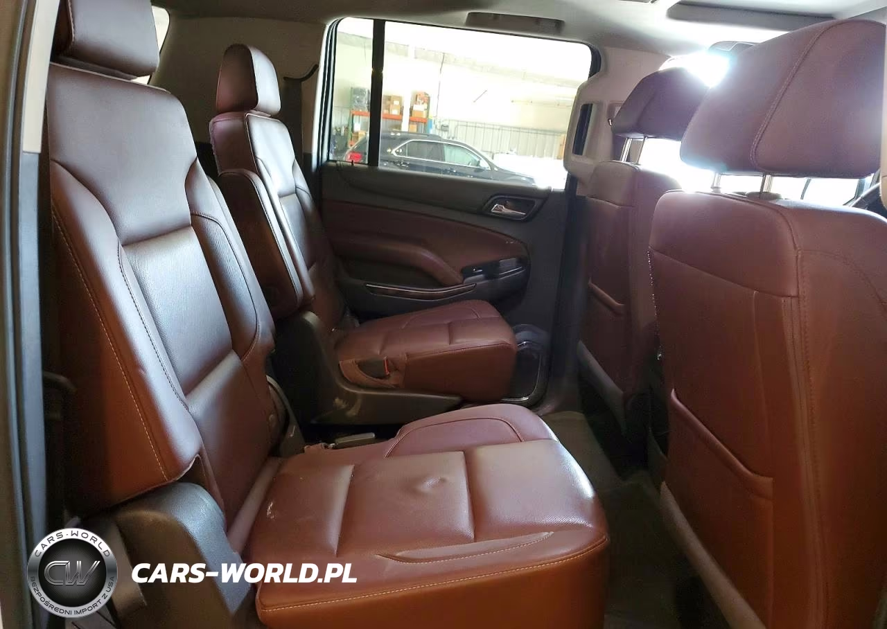 2017 Chevrolet Suburban K1500 Premier VIN:1GNSKJKC9HR204004 - 11