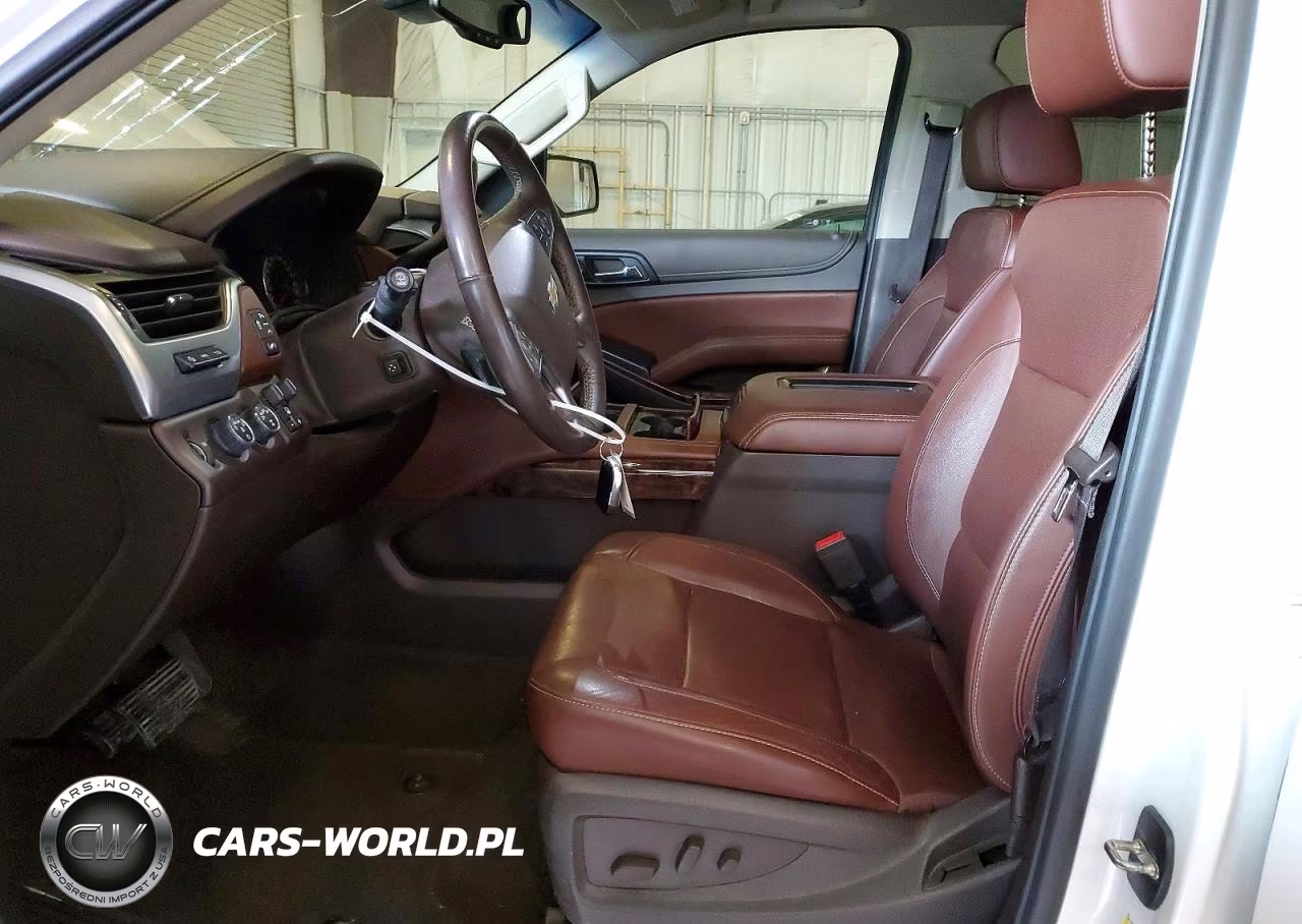 2017 Chevrolet Suburban K1500 Premier VIN:1GNSKJKC9HR204004 - 7
