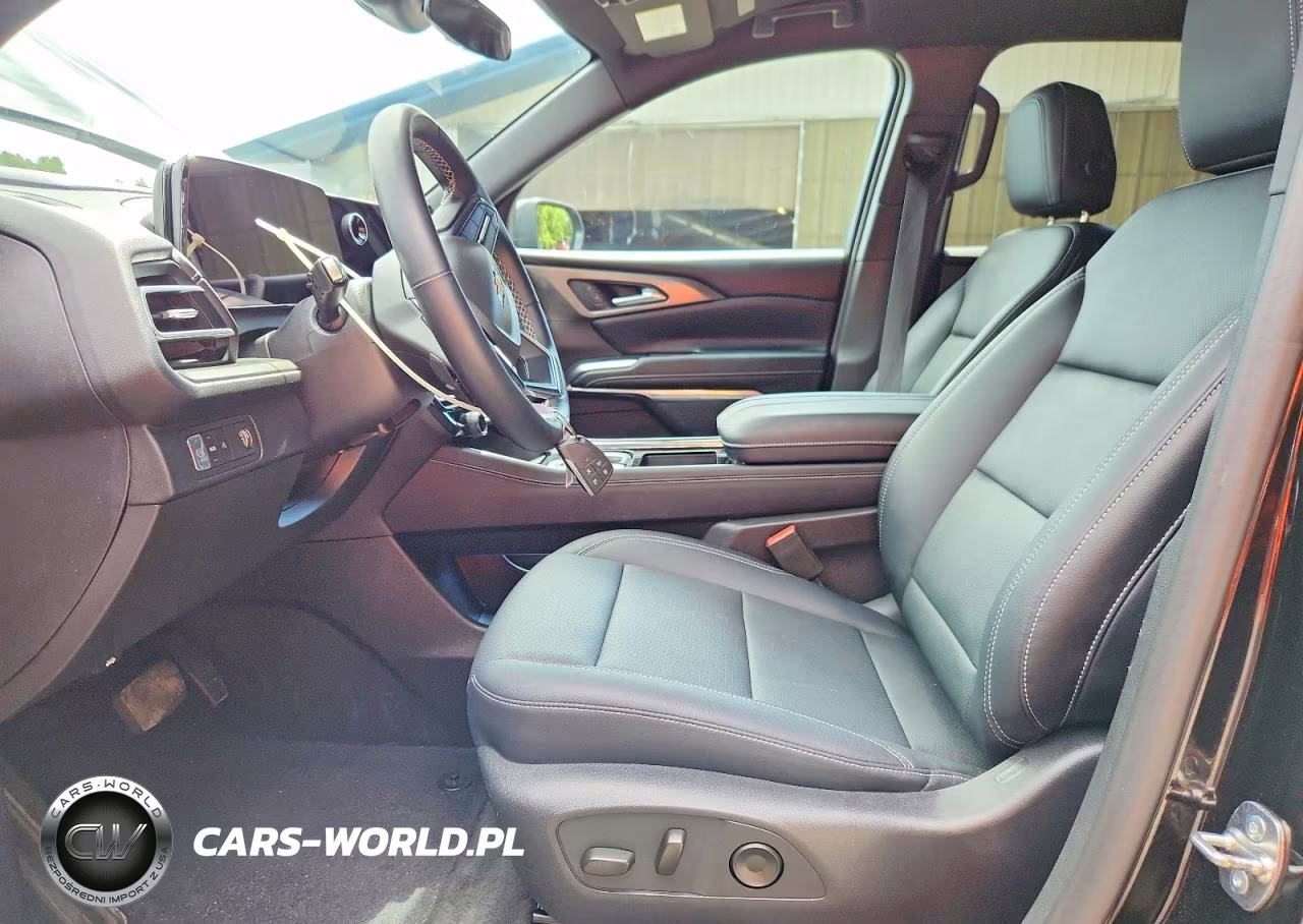 2026 Chevrolet Traverse Lt VIN:1GNERGKS2TJ176640 - 7