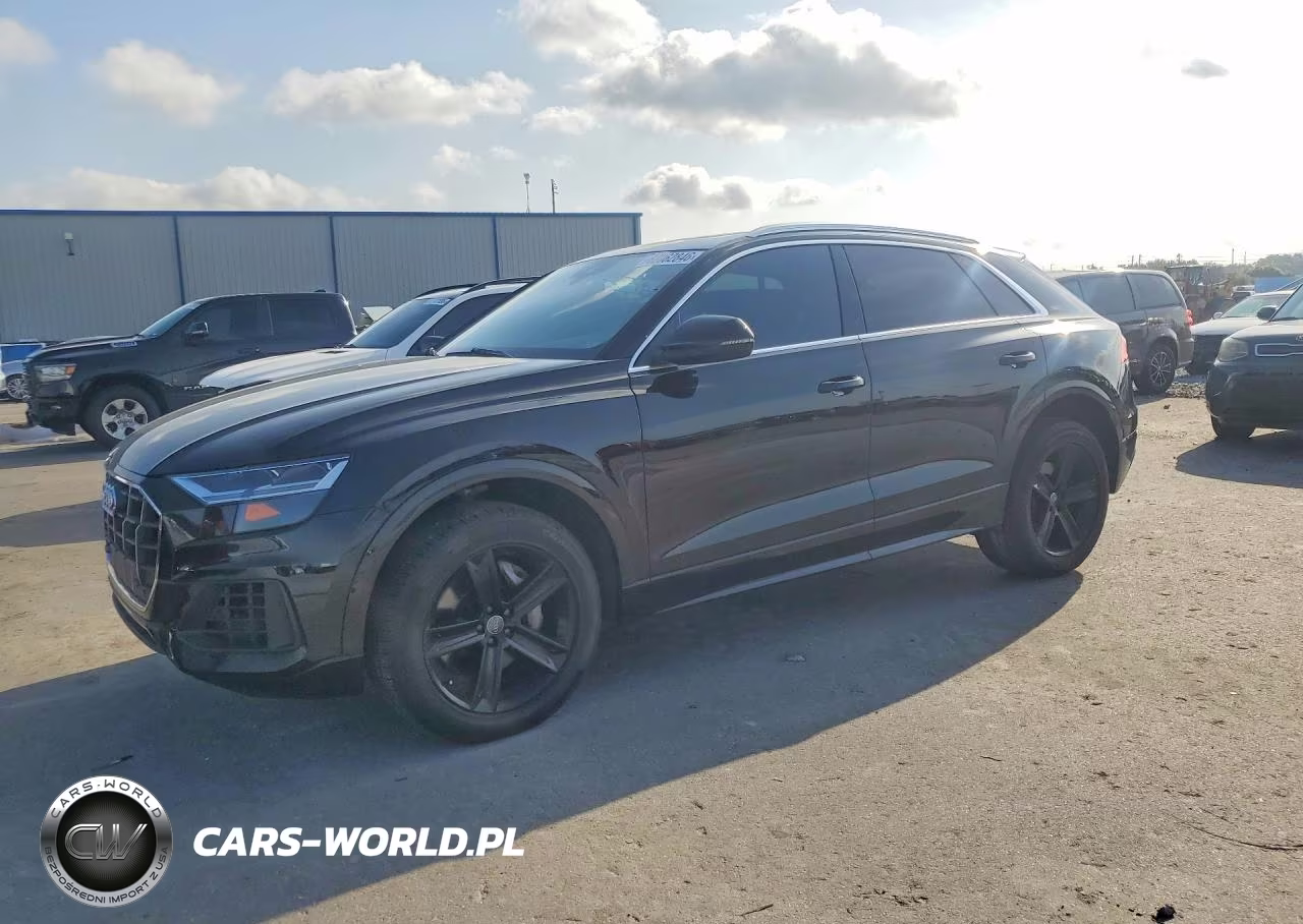 2019 Audi Q8 Premium