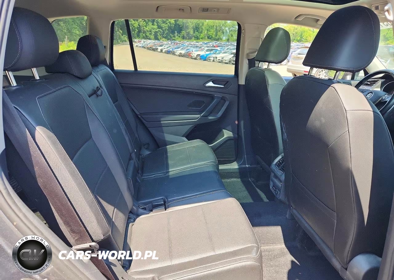 2019 Volkswagen Tiguan Se VIN:3VV2B7AX1KM172286 - 10