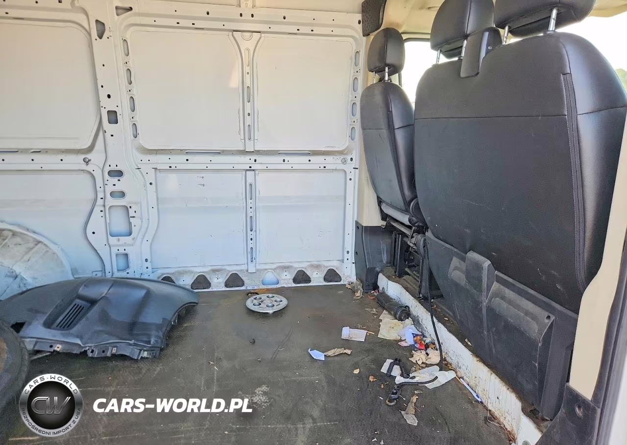 2018 Ram Promaster 2500 Delivery Van VIN:3C6TRVCG9JE156434 - 11