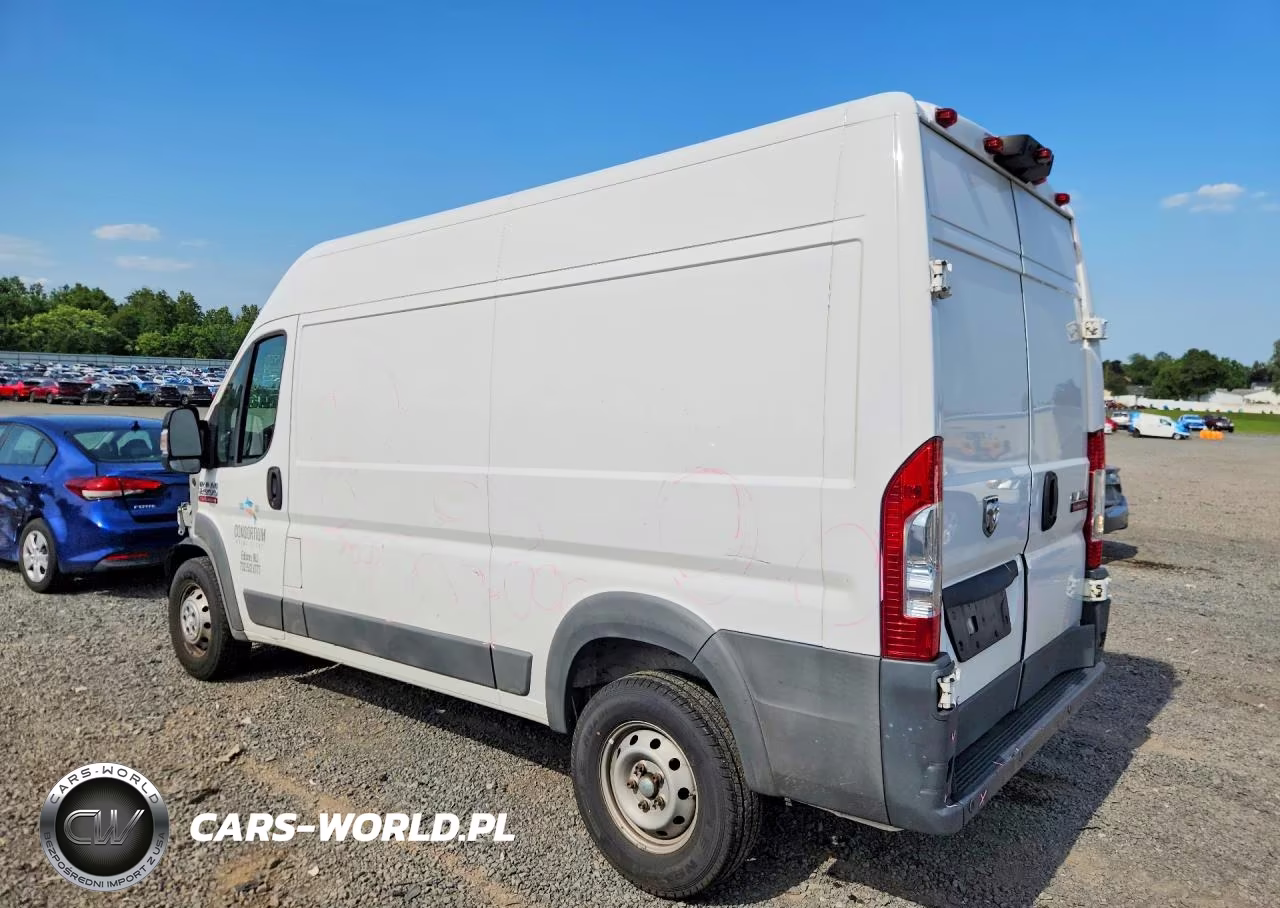 2018 Ram Promaster 2500 Delivery Van VIN:3C6TRVCG9JE156434 - 2