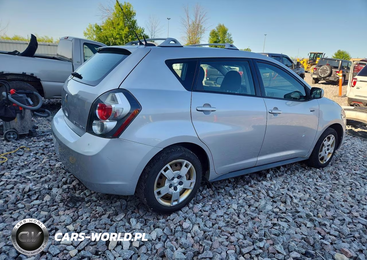 2009 Pontiac Vibe VIN:5Y2SM67079Z424810 - 3