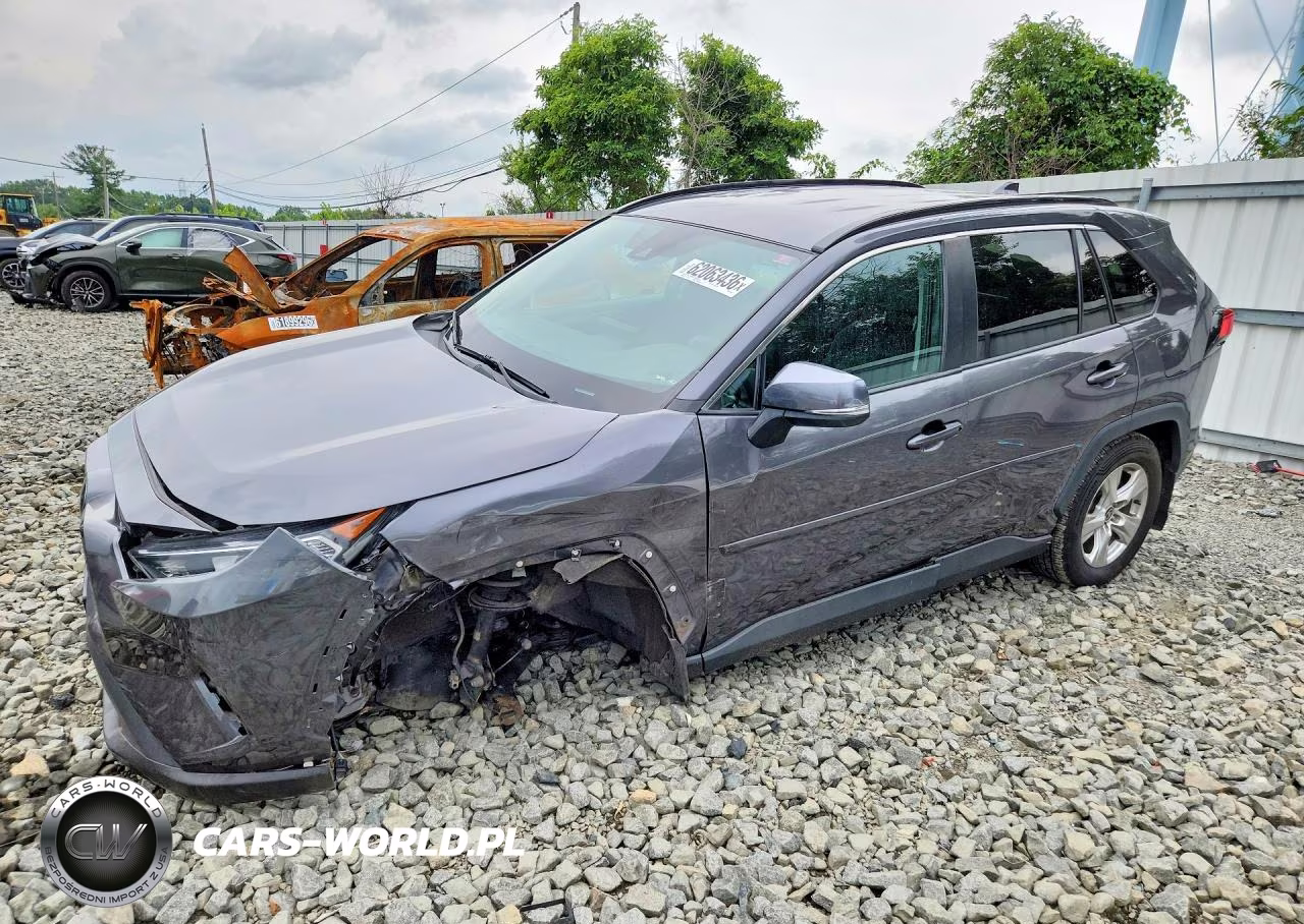 2021 Toyota Rav4 Xle – zdjęcie 1 z 14